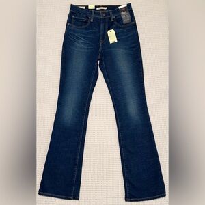 Levi's 725 Women's Dark Blue Boot Cut Jeans